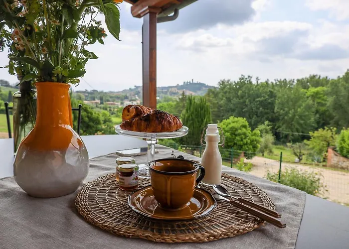 別荘 Borgo Le Balze *